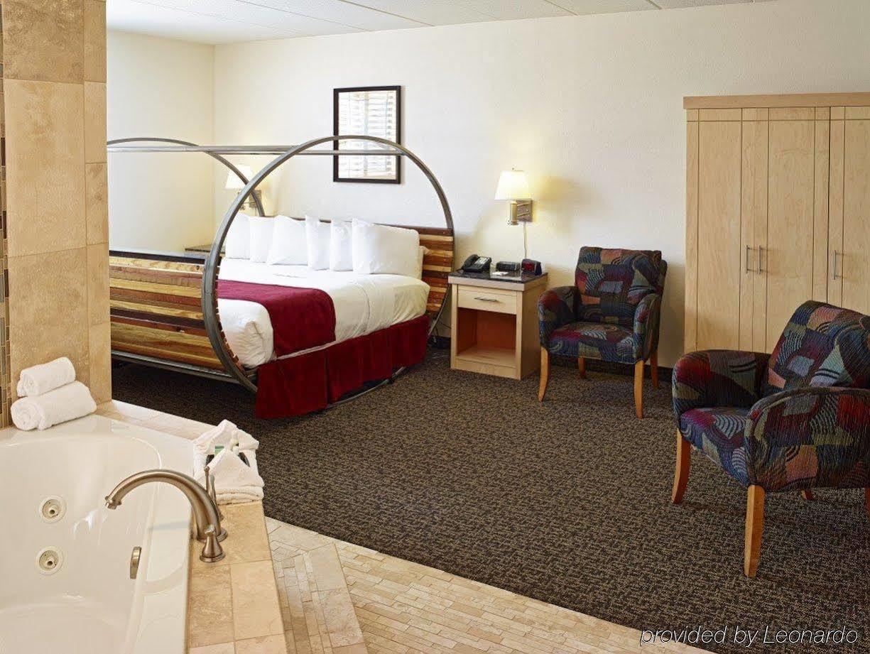 Livinn Hotel St Paul East / Maplewood Exteriör bild